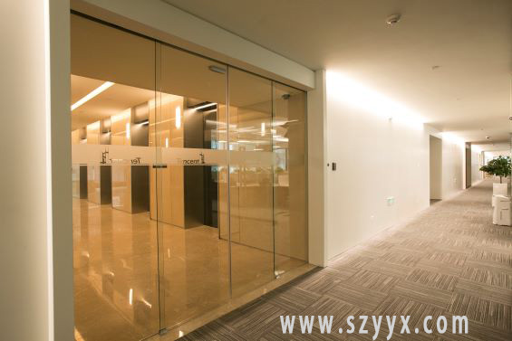 无框玻璃91视频色版免费-腾讯案例图片